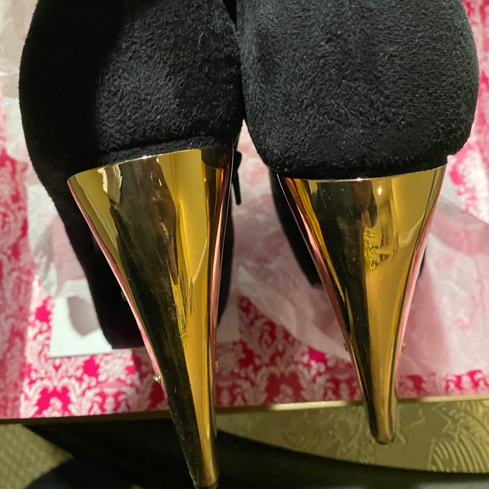 Privileged Surrender boot’s Size 8.5 - Picture 7 of 7